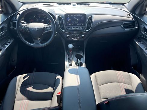 Used 2022 Chevrolet Equinox RS w/ LPO, Hit The Road Package FWD image 16