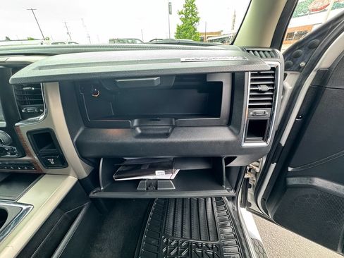 Used 2014 RAM 1500 Laramie w/ Convenience Group AWD/4WD image 29