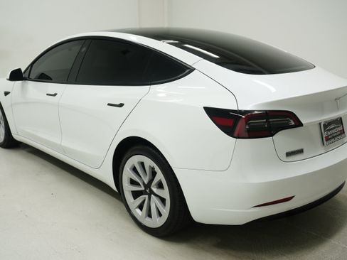 Used 2023 Tesla Model 3 Standard Range RWD image 6