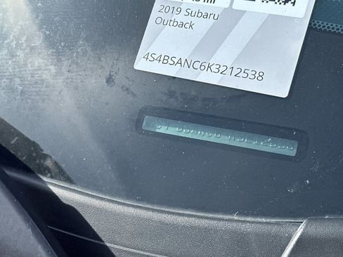 Used 2019 Subaru Outback 2.5i Limited image 23