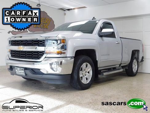 Used 2017 Chevrolet Silverado 1500 LT w/ LT Convenience Package RWD image 1