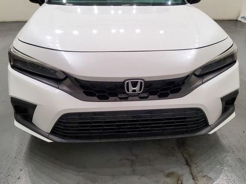 Used 2024 Honda Civic Sport image 8