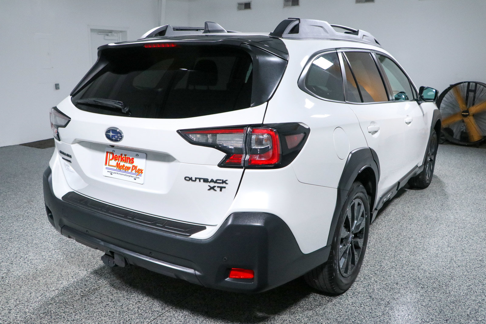 Used 2024 Subaru Outback Onyx Edition XT AWD/4WD image 7