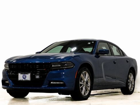 Certified 2021 Dodge Charger SXT w/ Driver Convenience Group image 3