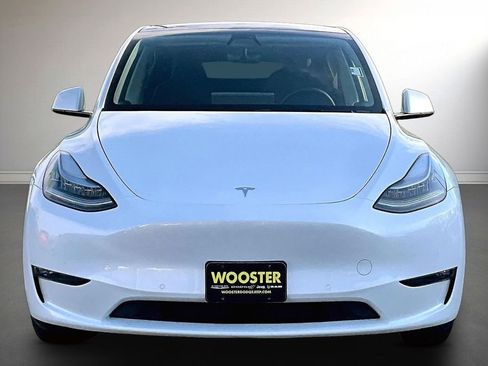 Used 2020 Tesla Model Y Long Range AWD/4WD image 2
