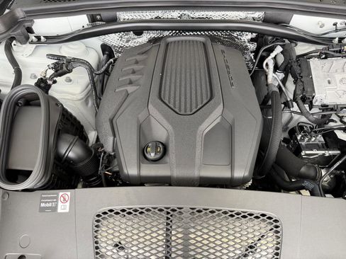 New 2026 Porsche Macan image 27