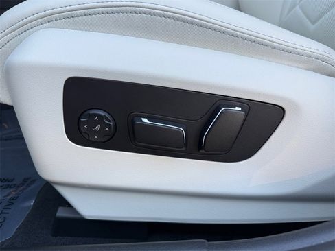 Certified 2026 BMW i5 eDrive40 image 35