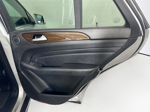 Used 2014 Mercedes-Benz ML 350 ML 350 image 32