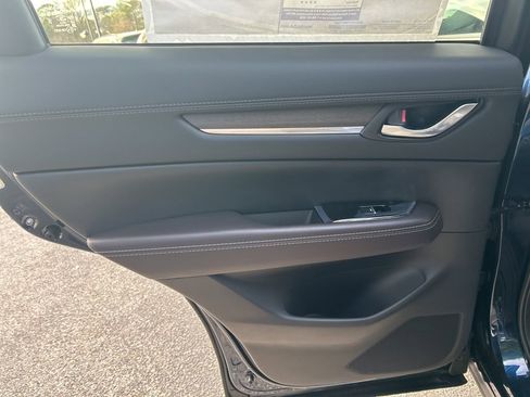 New 2025 MAZDA CX-5 Signature image 23
