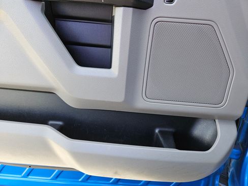 Used 2019 Ford F150 XL w/ Equipment Group 101A Mid AWD/4WD image 13