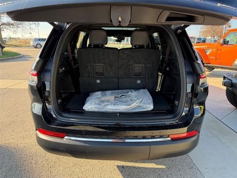 New 2025 Jeep Grand Cherokee L Limited w/ Luxury Tech Group II image 6