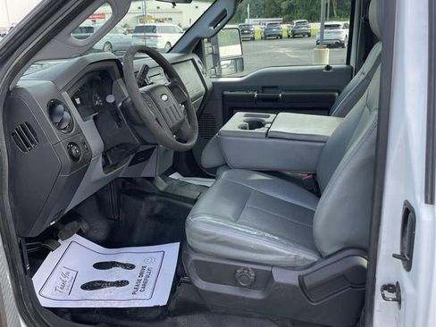 Used 2016 Ford F350 XL w/ Power Equipment Group AWD/4WD image 17