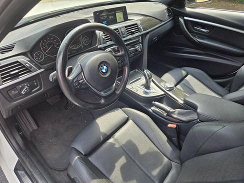 Used 2018 BMW 330i xDrive Sedan AWD/4WD image 10
