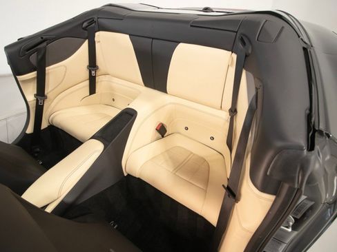 Used 2020 Ferrari Portofino image 44