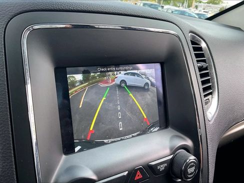 Used 2018 Dodge Durango SXT w/ 3rd Row Seating Group RWD image 24