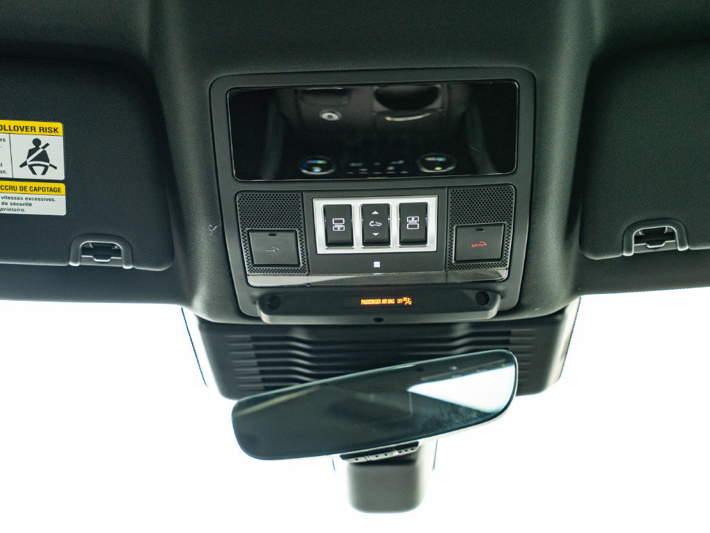 New 2026 Land Rover Discovery Limited Edition AWD/4WD image 41