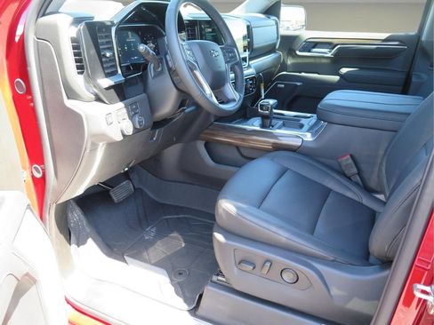 New 2026 Chevrolet Silverado 1500 RST w/ Convenience Package II AWD/4WD image 9