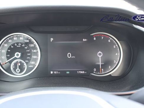 Used 2023 Genesis G70 2.0T RWD image 25