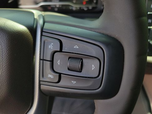 Used 2024 GMC Yukon XL Denali AWD/4WD image 26