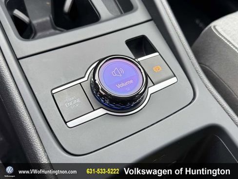 Certified 2025 Volkswagen Tiguan S w/ 18" Wheel Package image 27