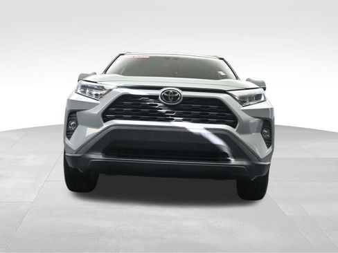 Used 2020 Toyota RAV4 XLE FWD image 29