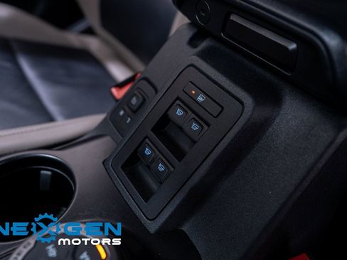 Used 2022 Ford Bronco Wildtrak image 15