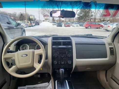 Used 2012 Ford Escape XLS image 9