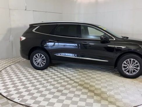 Used 2023 Buick Enclave Essence w/ LPO, Floor Liner Package AWD/4WD image 9