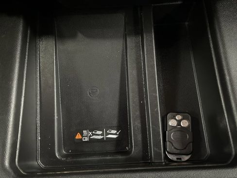 Used 2022 GMC Sierra 3500 Denali image 23