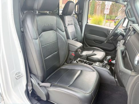 Used 2023 Jeep Wrangler Unlimited Sahara AWD/4WD image 24