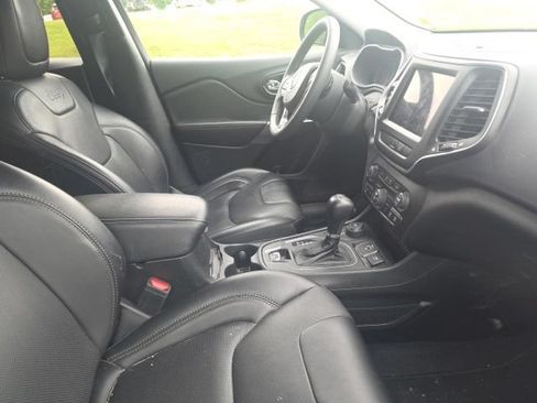 Used 2022 Jeep Cherokee Latitude Lux AWD/4WD image 4