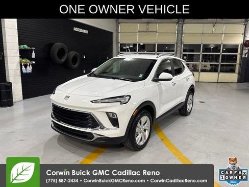 Used 2024 Buick Encore GX Preferred w/ Comfort Package AWD/4WD image 1