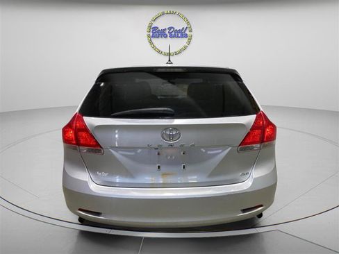 Used 2010 Toyota Venza AWD w/ Premium Pkg #2 image 3