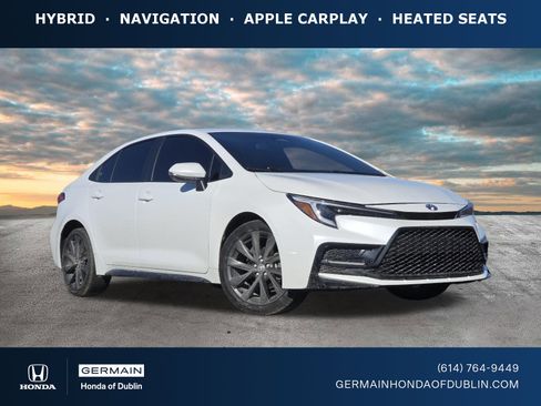 Used 2024 Toyota Corolla SE image 1