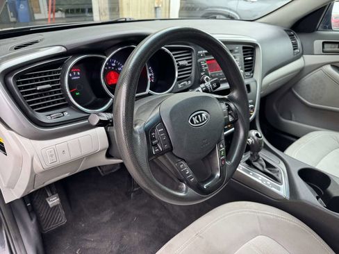 Used 2011 Kia Optima LX w/ Convenience Pkg image 23