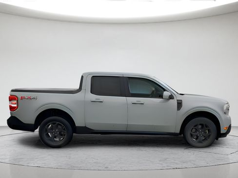 Used 2023 Ford Maverick Lariat w/ Equipment Group 500A Standard AWD/4WD image 4