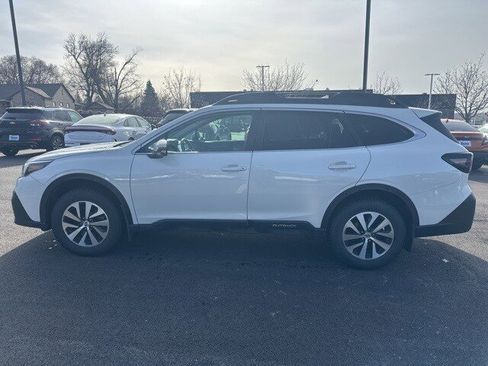 Used 2020 Subaru Outback Premium image 17