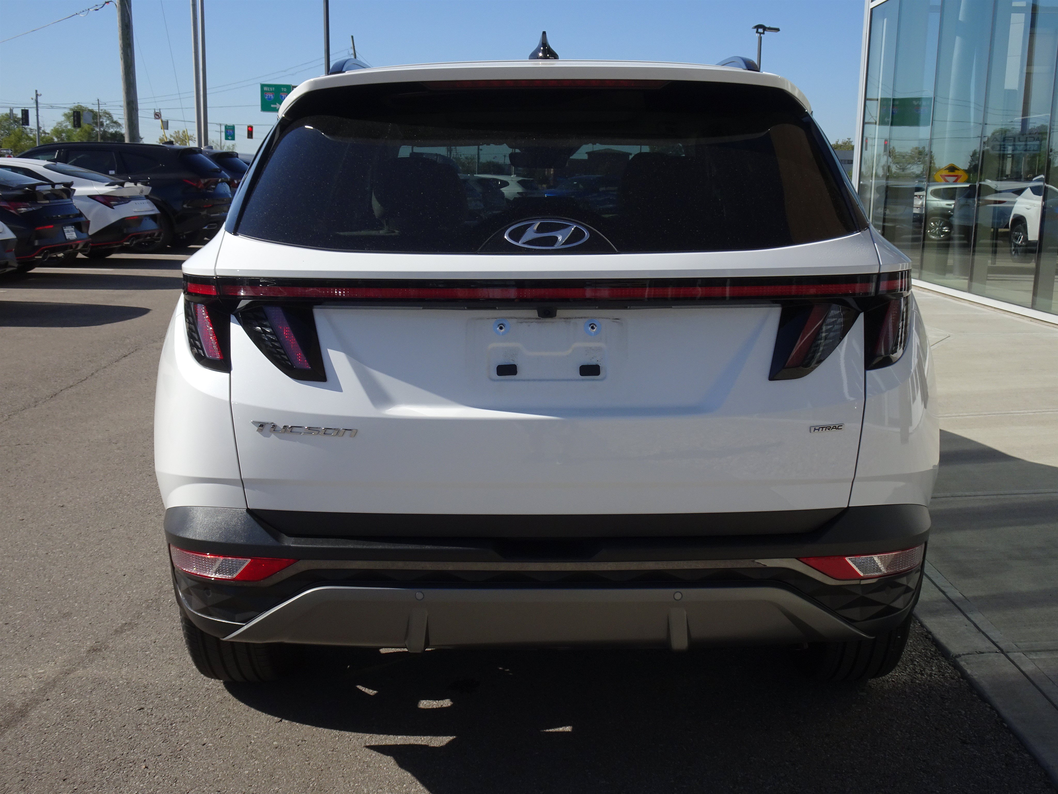 Used 2023 Hyundai Tucson Limited AWD/4WD image 4