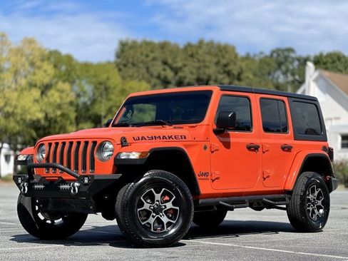 Used 2018 Jeep Wrangler Unlimited Rubicon w/ Safety Group image 1