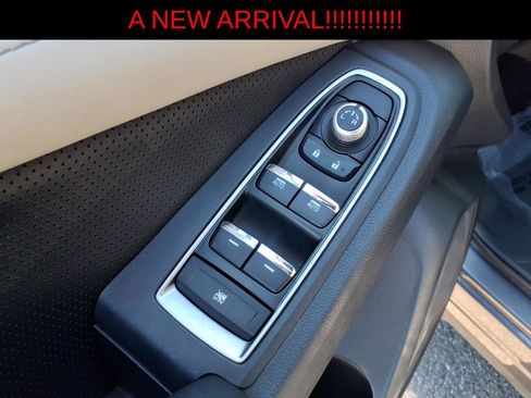 Used 2021 Subaru Ascent Limited AWD/4WD image 17