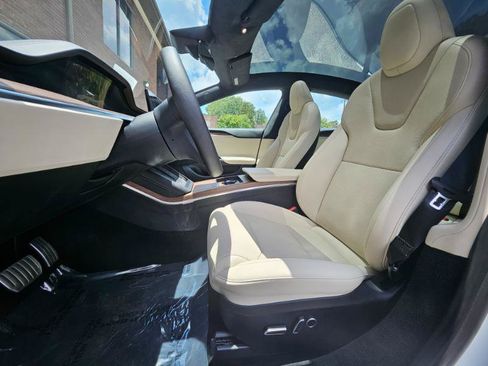 Used 2023 Tesla Model S AWD/4WD image 36