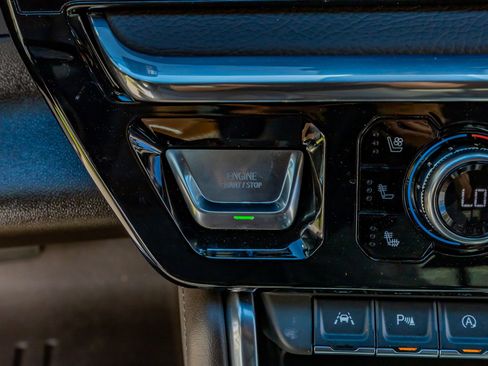 Used 2025 GMC Sierra 1500 Denali w/ Denali Reserve Package image 23