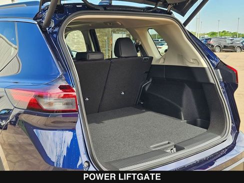 New 2026 Nissan Rogue SV image 28