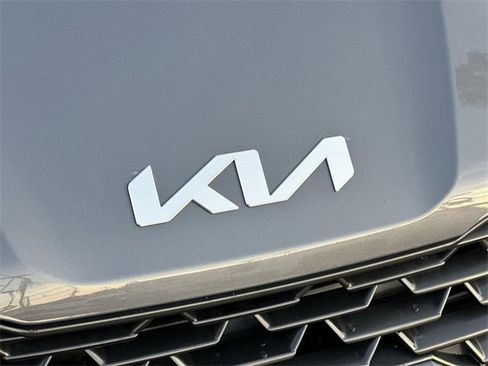 Used 2023 Kia K5 EX image 31
