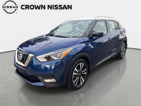 Certified 2018 Nissan Kicks SR image 1