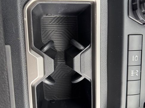 Used 2025 Toyota 4Runner TRD Off-Road Premium image 16