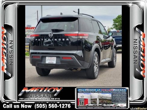 Certified 2025 Nissan Pathfinder SV FWD image 4