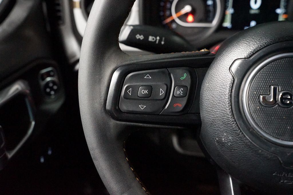 Used 2024 Jeep Wrangler Unlimited Sport AWD/4WD image 15