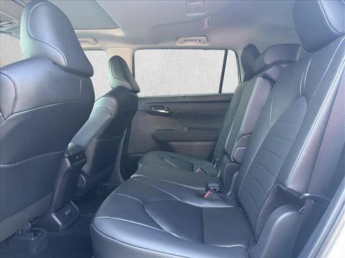 New 2026 Toyota Highlander XLE AWD/4WD image 23