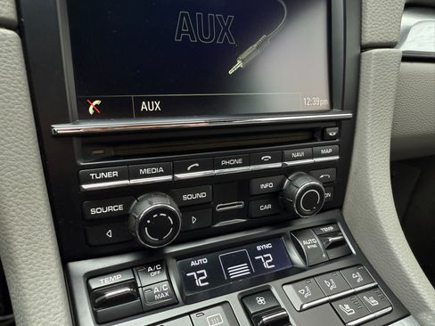 Used 2014 Porsche 911 Carrera S image 22